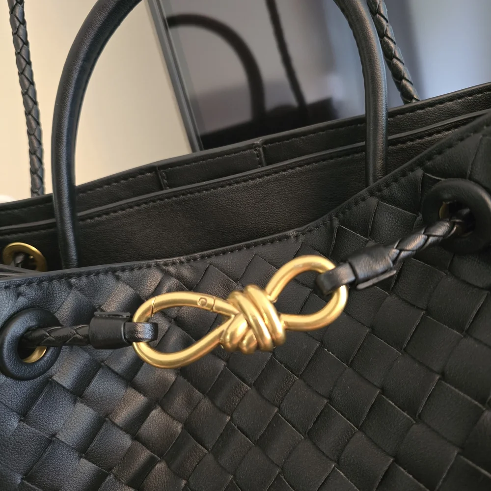 Black Woven Tote Bag - Picture 4 of 12